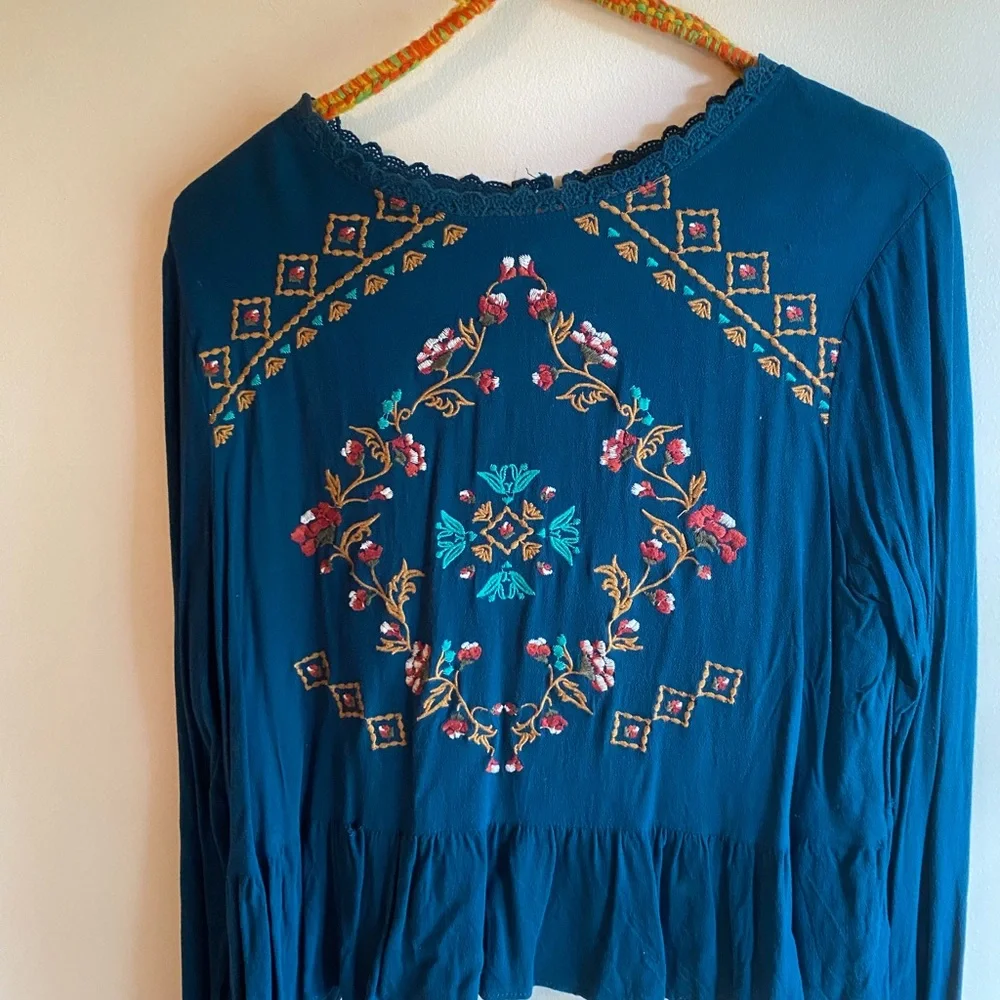 Embroidered Top - Picture 1 of 3